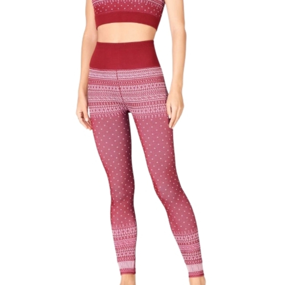 Fabletics High-Waisted Seamless Fair Isle Leggings - Medium - Picture 2 of 6